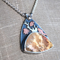 Regency Rose plume agate pendant angle