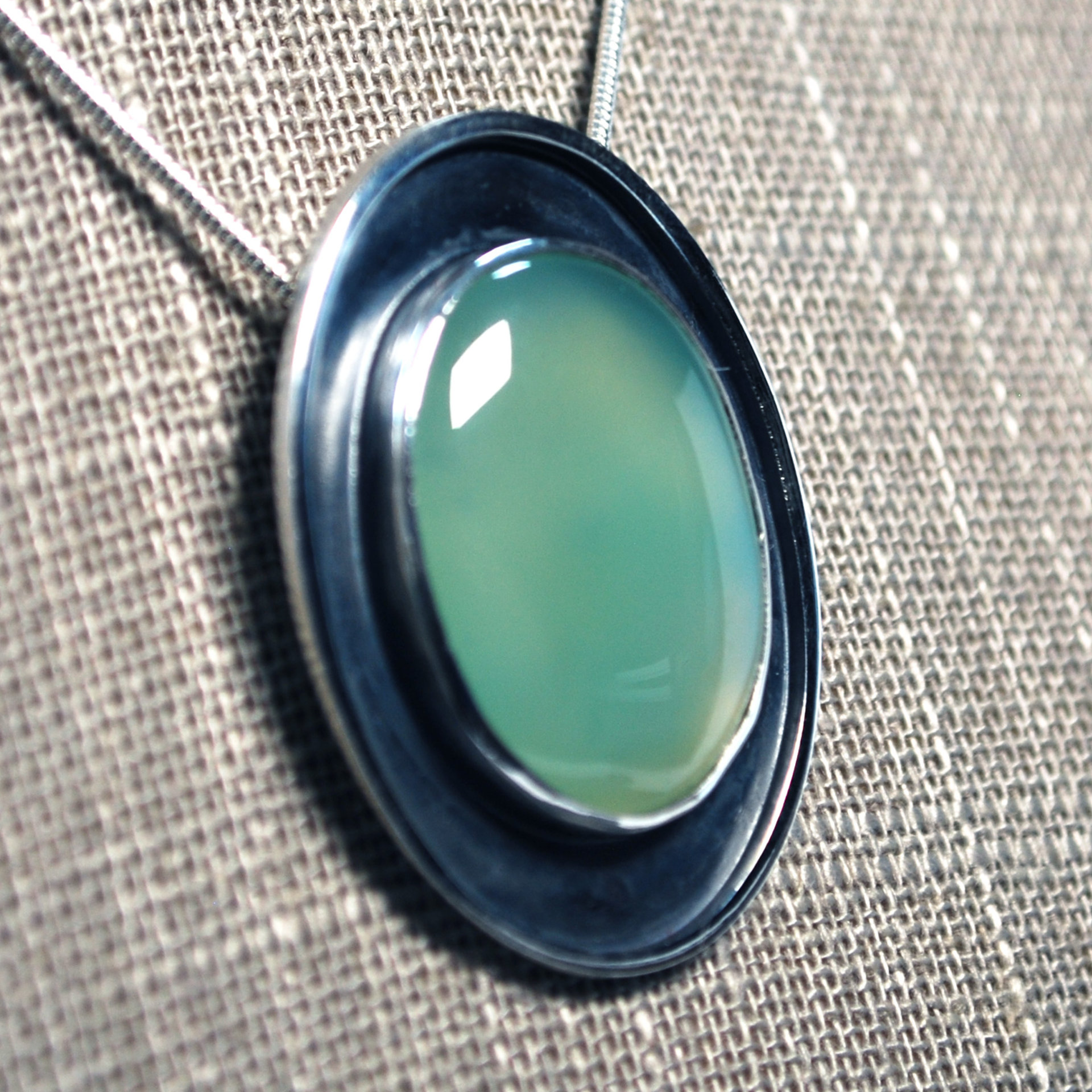 Chrysoprase silver pendant angle