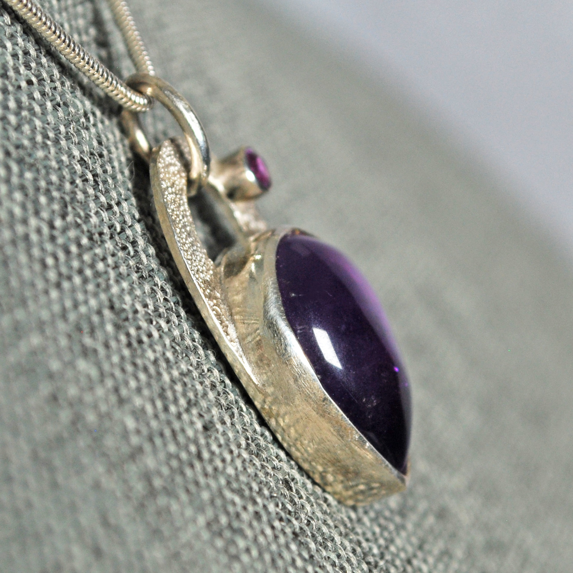 Silver Amethyst Pendant