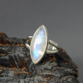 Moonstone Silver Ring Size 7.5