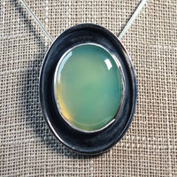 Chrysoprase silver pendant close-up