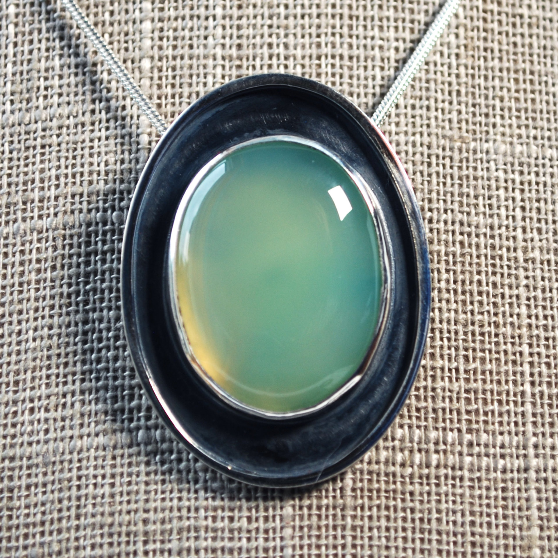 Chrysoprase silver pendant close-up