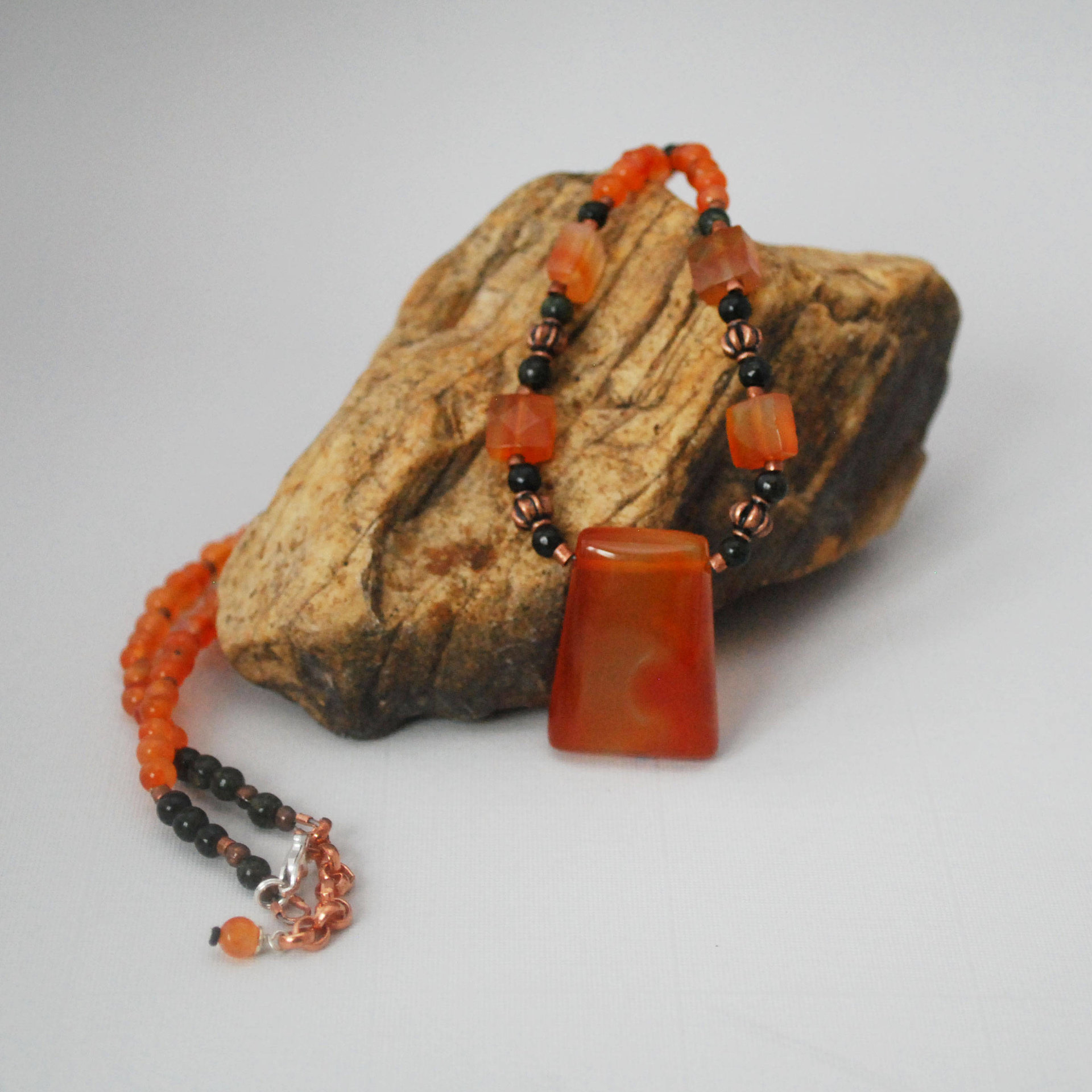 Carnelian and Serpentine beaded necklace