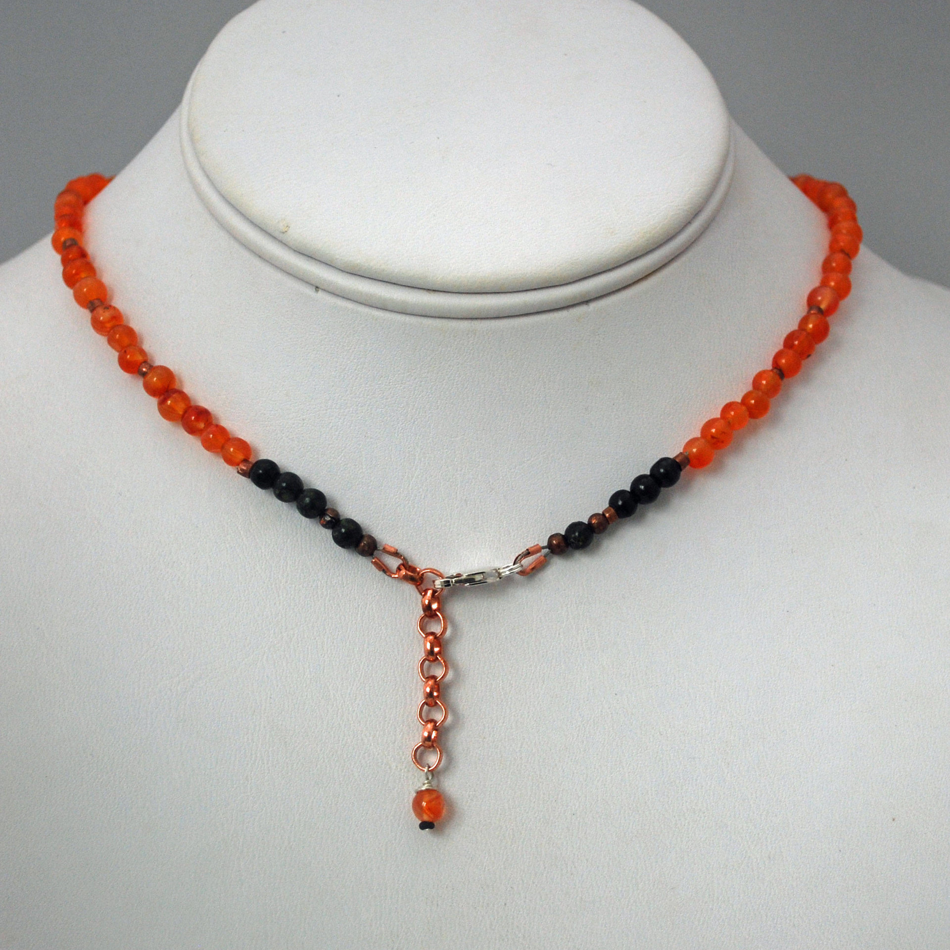 Carnelian and Serpentine beaded necklace