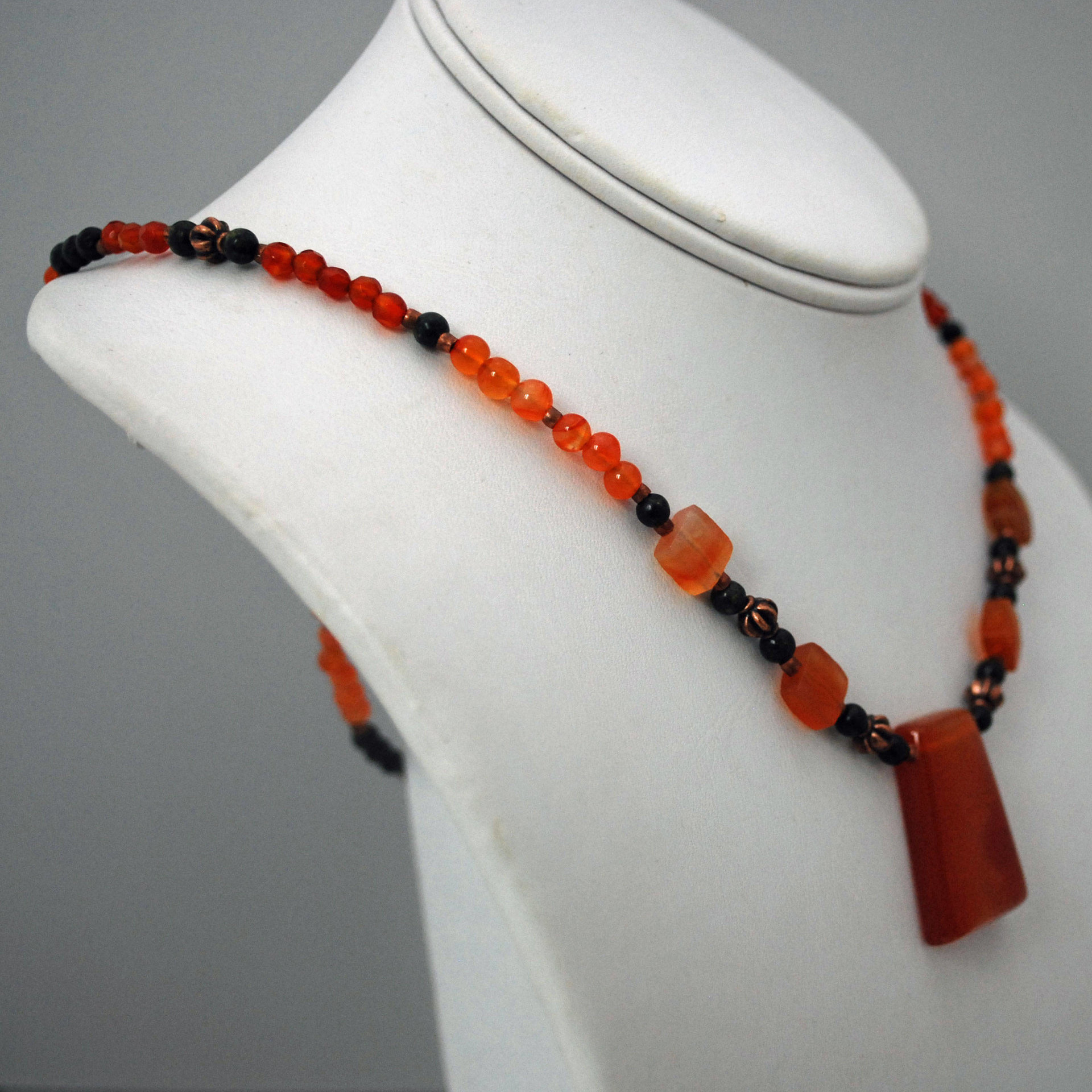 Carnelian and Serpentine beaded necklace