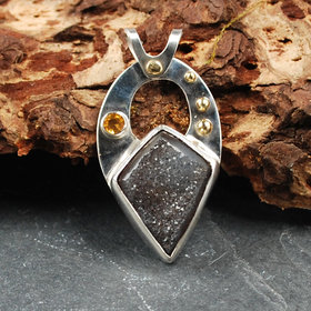 Druzy Agate Pendant with Citrine, 18K Gold