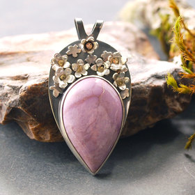 Pink Phosphosiderite Pendant, Silver with riveted Flowers