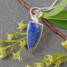Small Silver Lapis Lazuli Pendant with Leaves